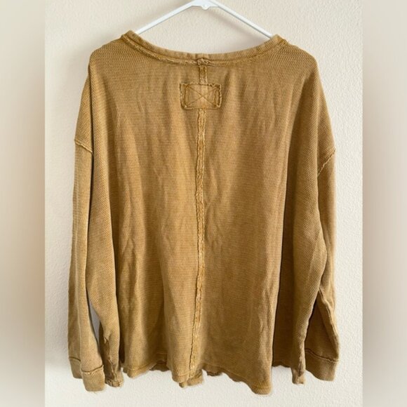 Free People We The Free NWT Caramel Oversized Snap Button Cardigan size Small - Picture 4 of 4